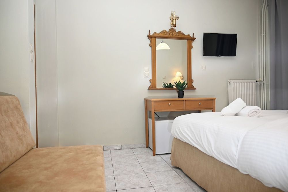 Esperia Hotel Drama Standard Single Room, Balcony, City View 3