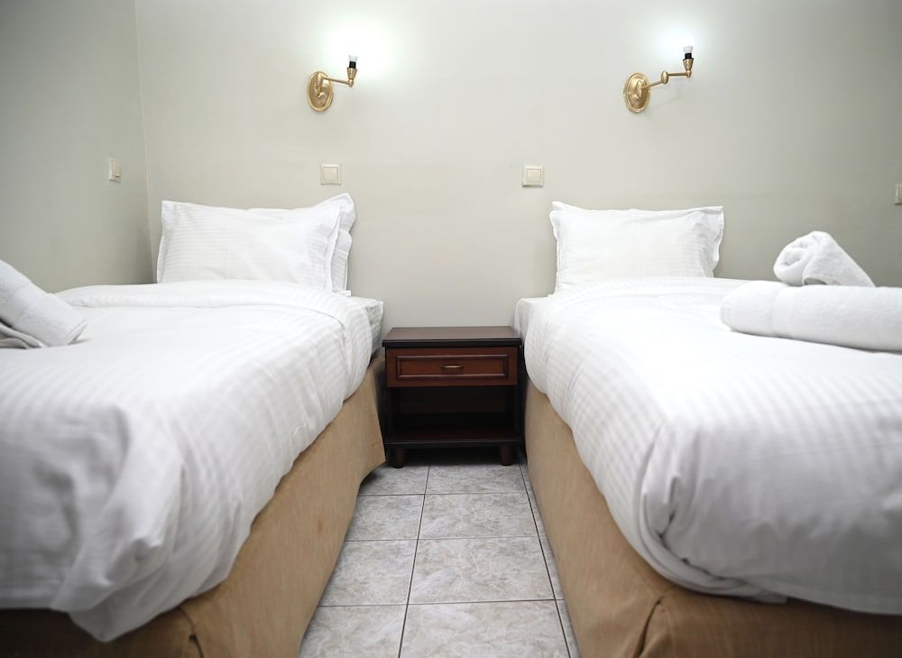 Esperia Hotel Drama Superior Triple Room, Balcony, City View 7