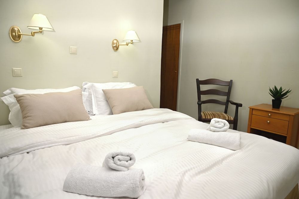 Esperia Hotel Drama Standard Double Room, Balcony, City View 3