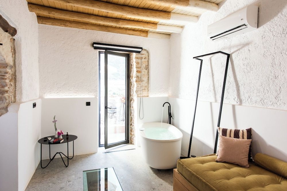 Lameriana Secret Village Collections Honeymoon Suite, Hill View 10