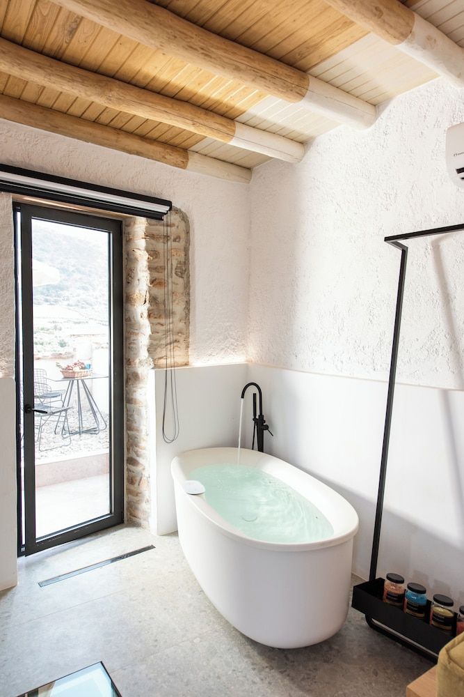 Lameriana Secret Village Collections Honeymoon Suite, Hill View 5