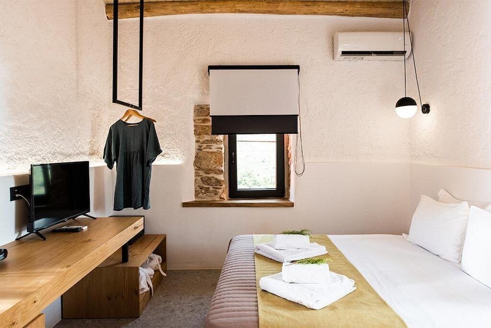 Lameriana Secret Village Collections Comfort Studio, Balcony, Hill View 6