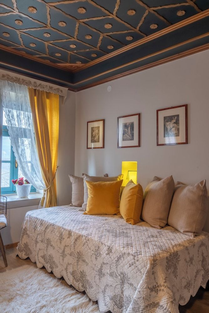 Shamrock Elati Retreats Superior Triple Room 3