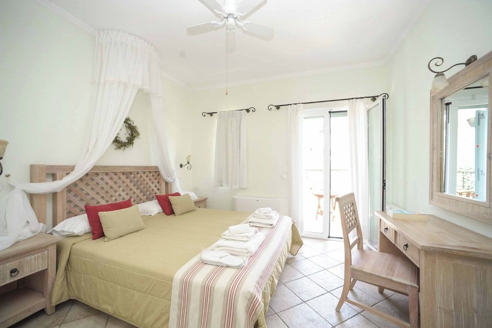 Villa (4 Bedrooms)
