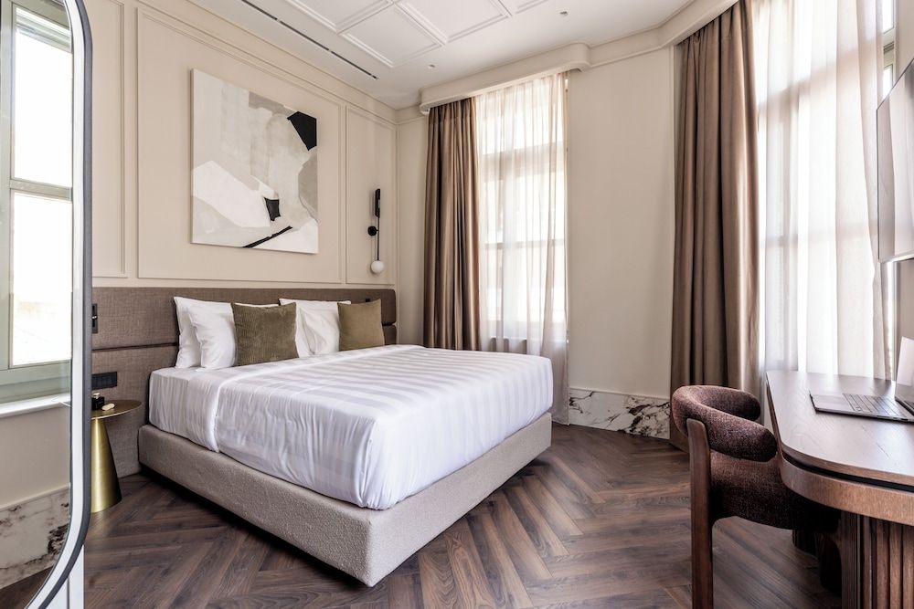 France Suite, two bedrooms, Kitchenette, balcony  City View