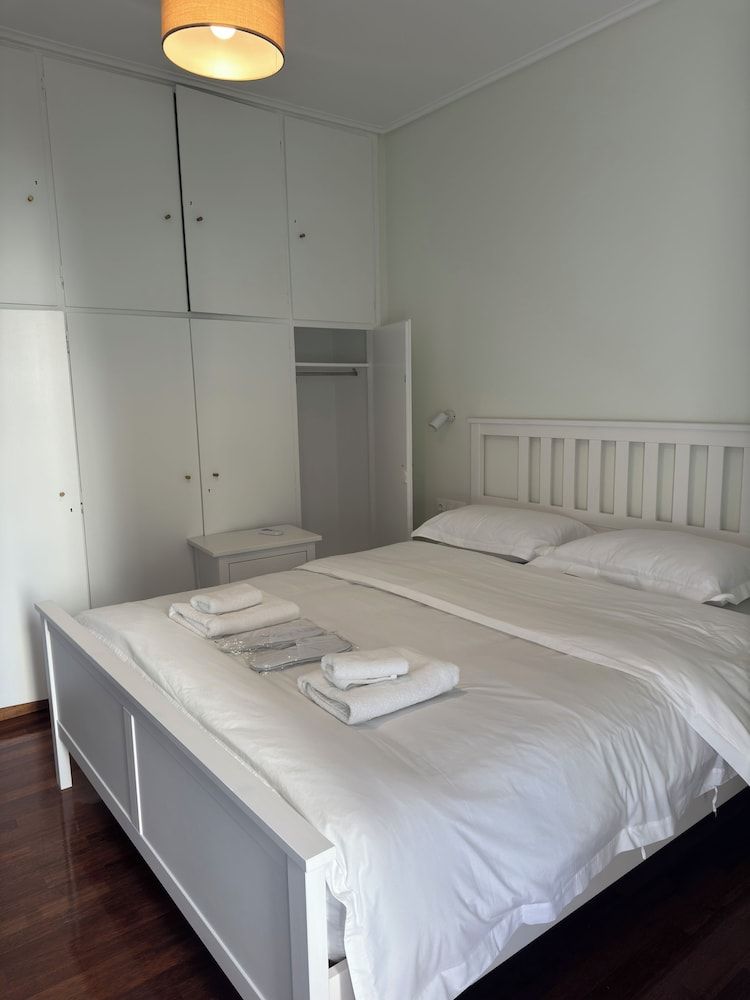 Executive Apartment, Courtyard View