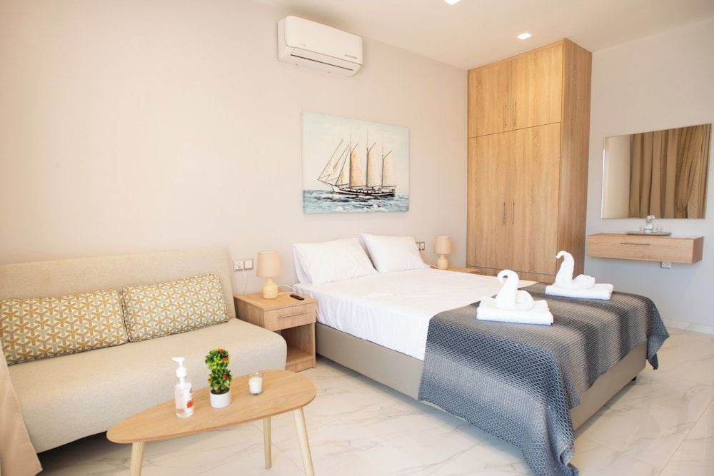Deluxe Suite, Patio, Beach View
