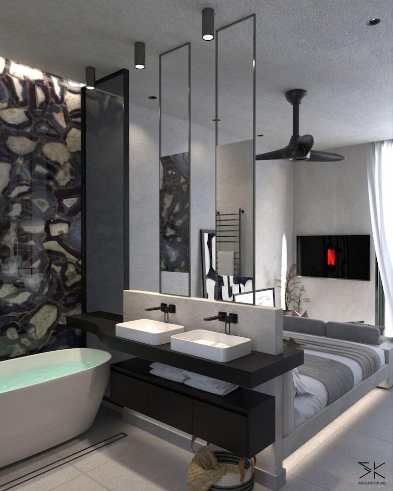 Deluxe Studio Suite, Patio, Pool View