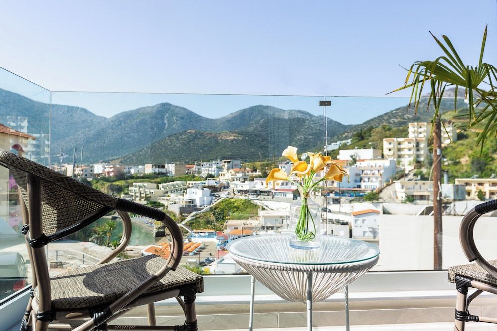 Akrogiali Apartments Superior Studio, Sea View 3