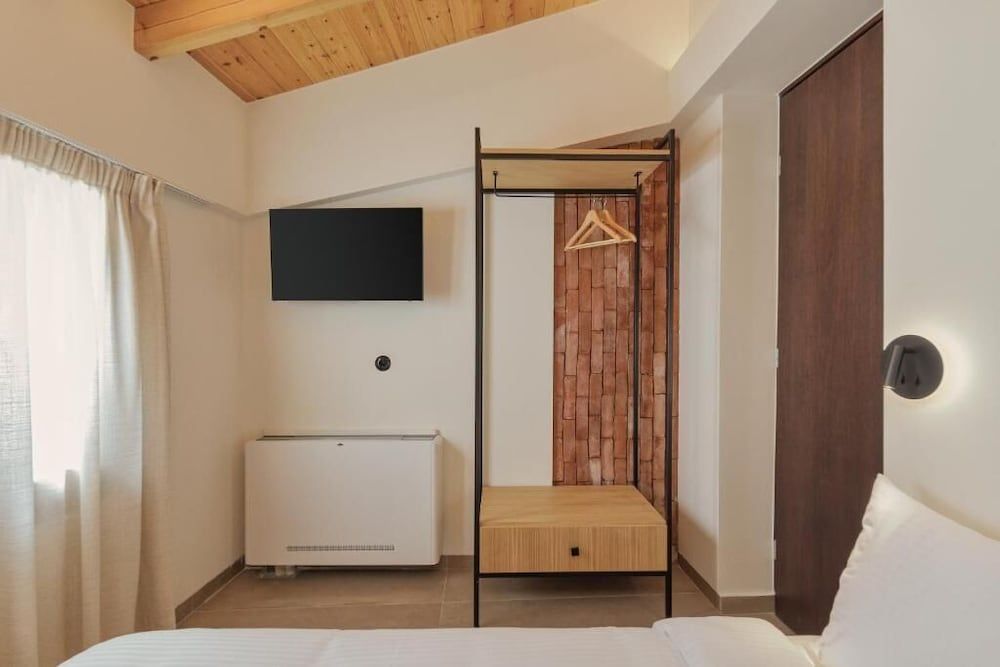 12 Pyles Living History Superior Double Room (12) 6