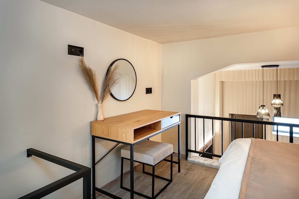 Deluxe Loft