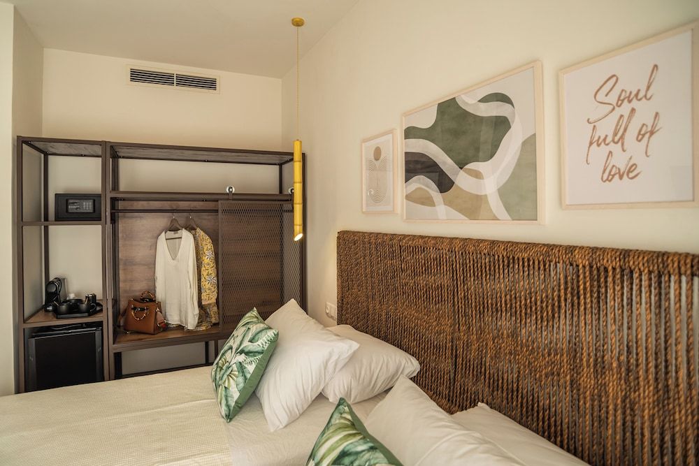 Comfort Apartment, 3 Bedrooms, Kitchen, Garden View