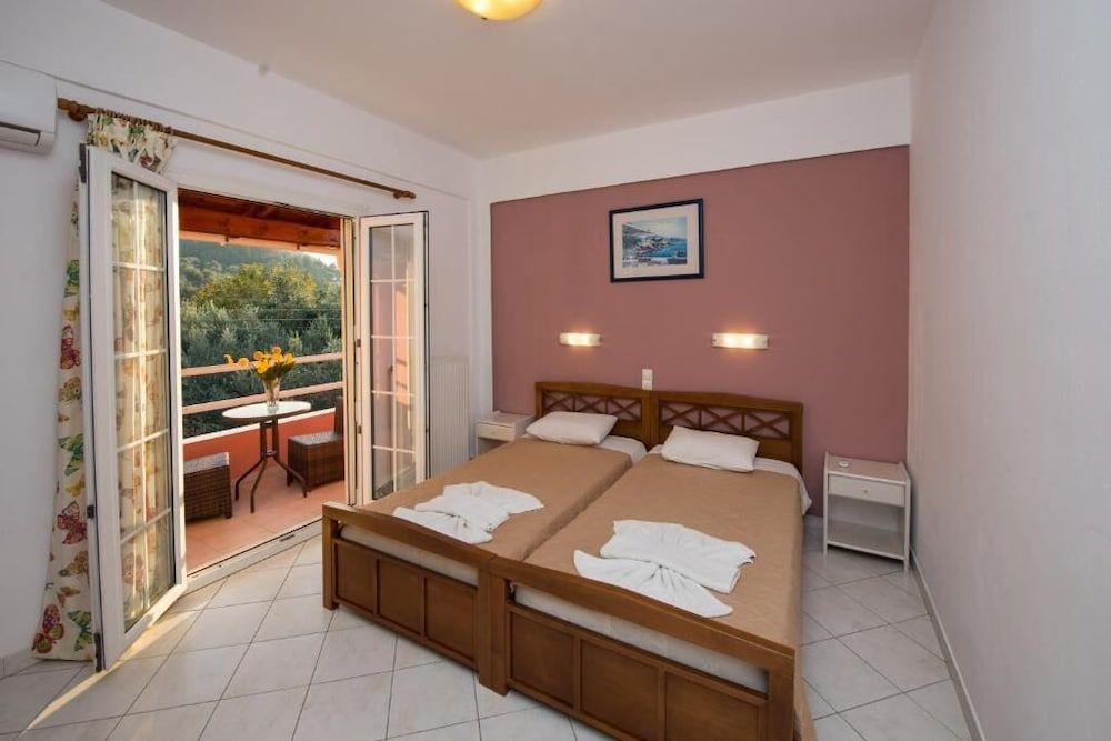 Classic Double Room, Balcony