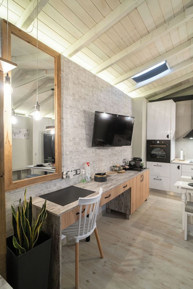 Vayas Residences Legacy Cottage, Garden View 29