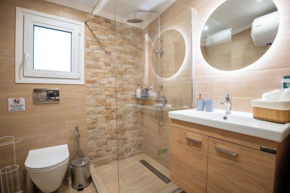 Vayas Residences Legacy House, 2 Bedrooms, Garden View 21