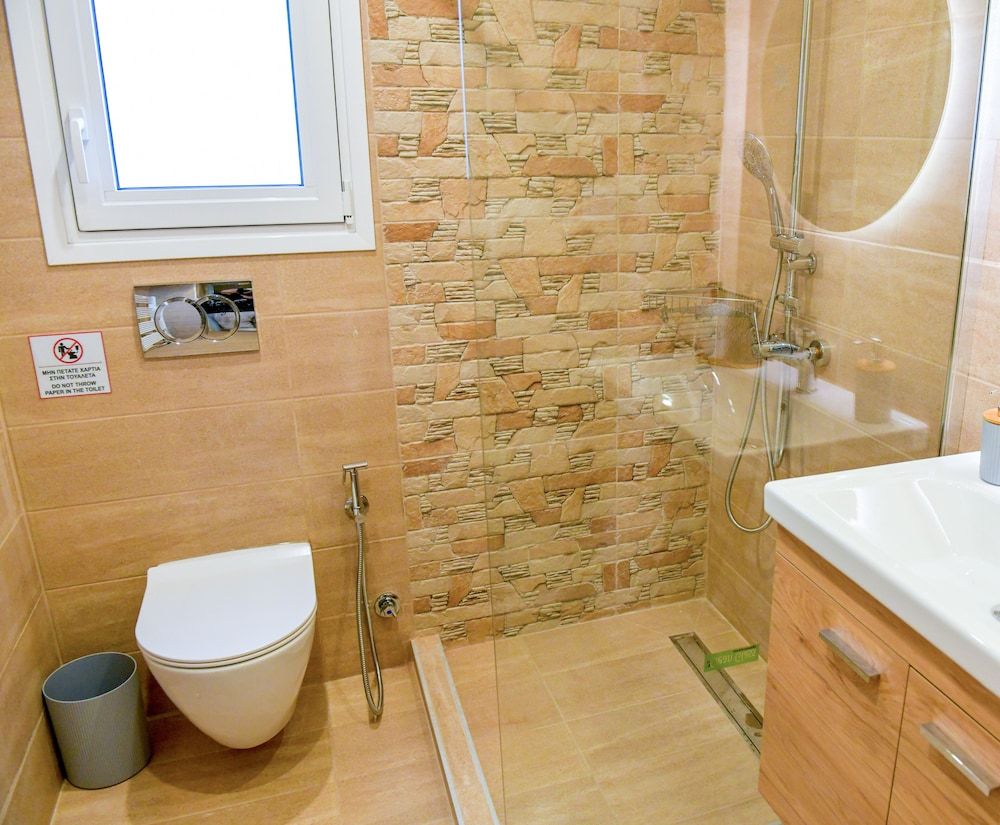 Vayas Residences Legacy House, 2 Bedrooms, Garden View 23