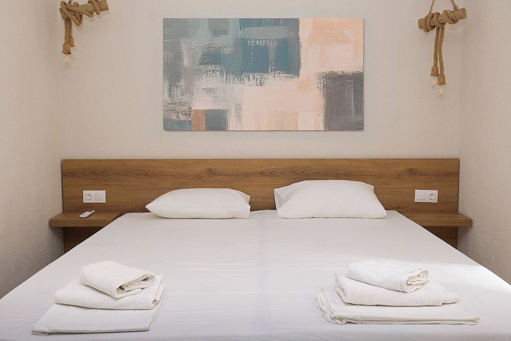 EIGHT OLIVES LUXURY VILLA SERENITY LUXURY VILLA