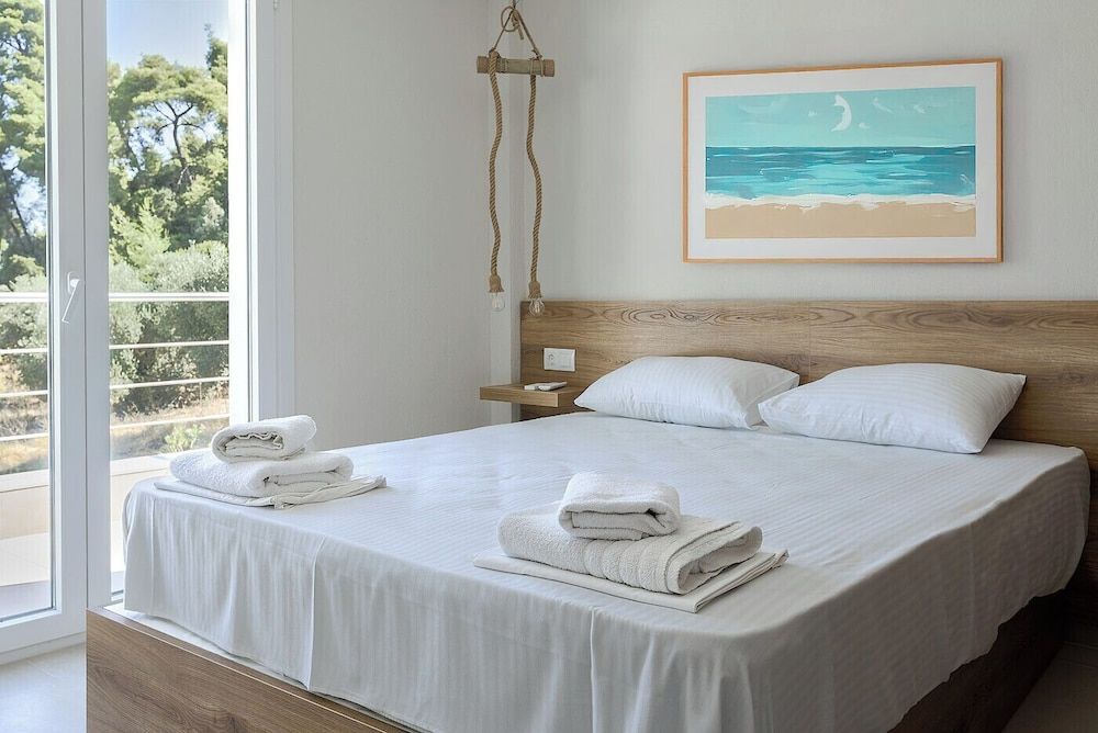 EIGHT OLIVES LUXURY VILLA SERENITY LUXURY VILLA 3