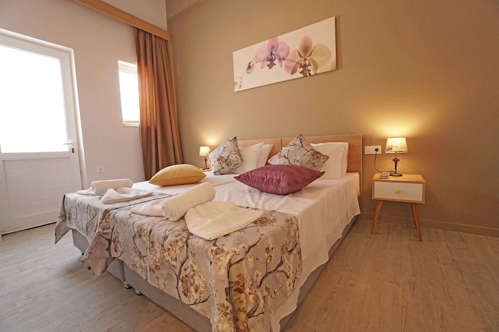 Apartment, 2 Bedrooms, 2 Bathrooms, Beachside
