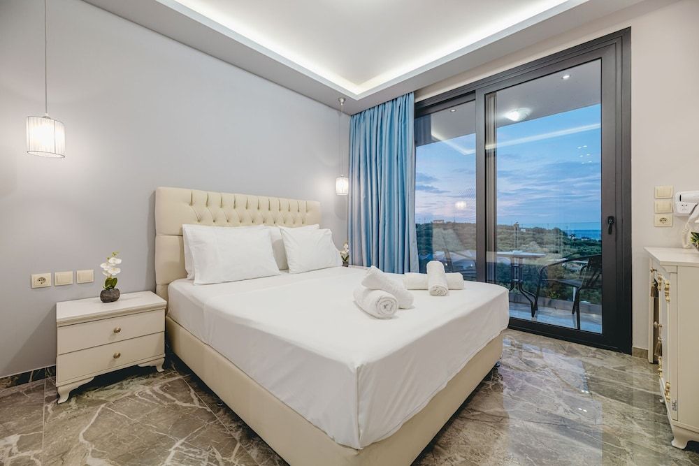 Double Room, Pool View