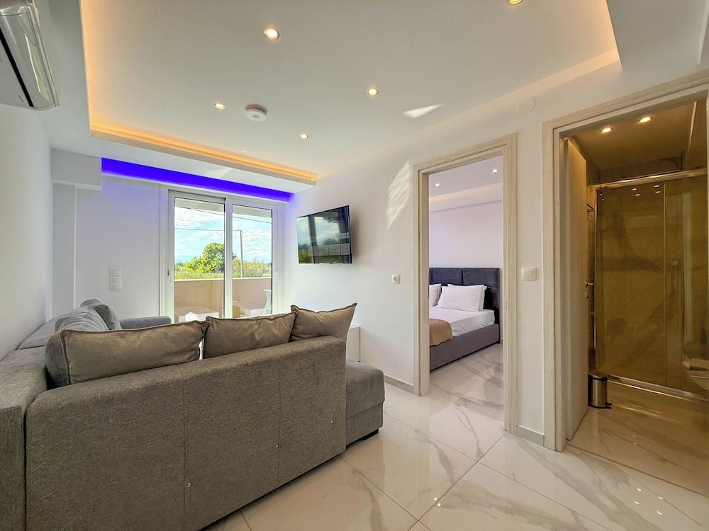 Luxury Suite