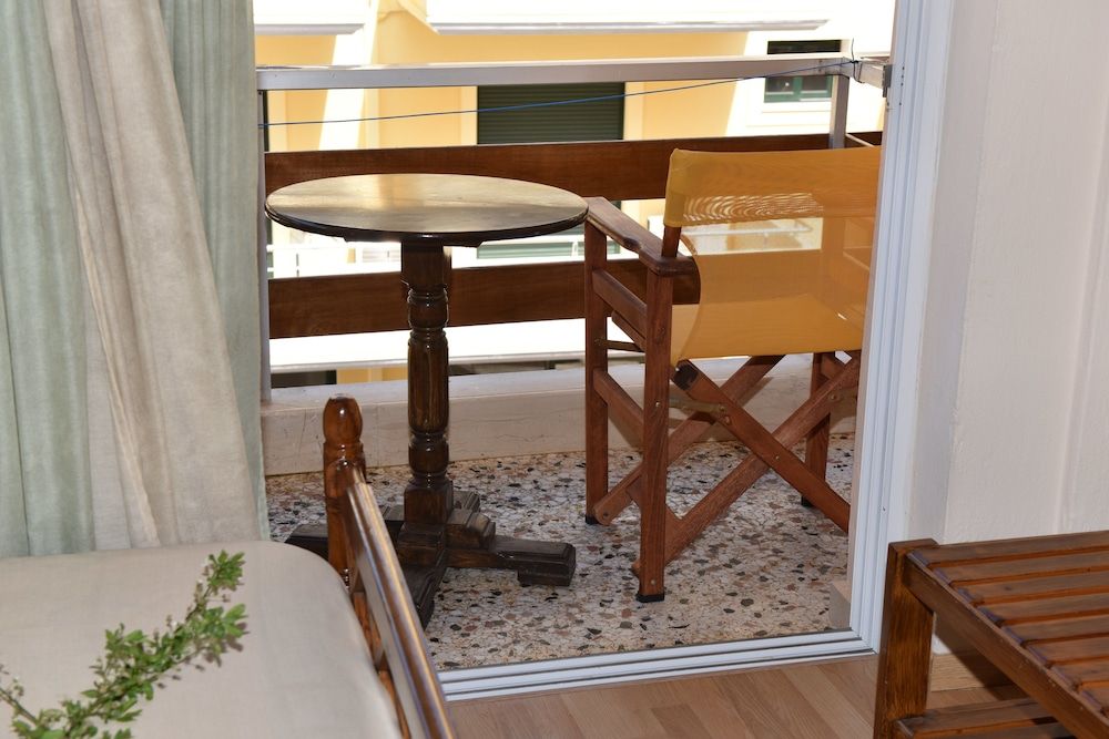 Basic Triple Room, 1 Bedroom, Accessible, Balcony