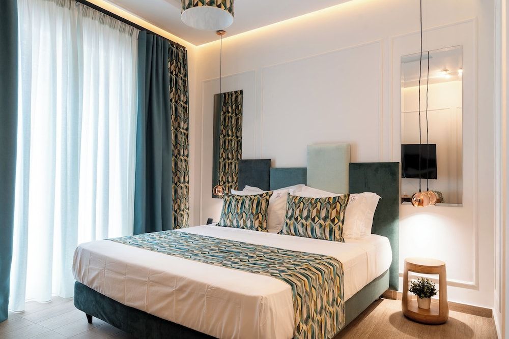 Garment District Suites Senior Suite, City View