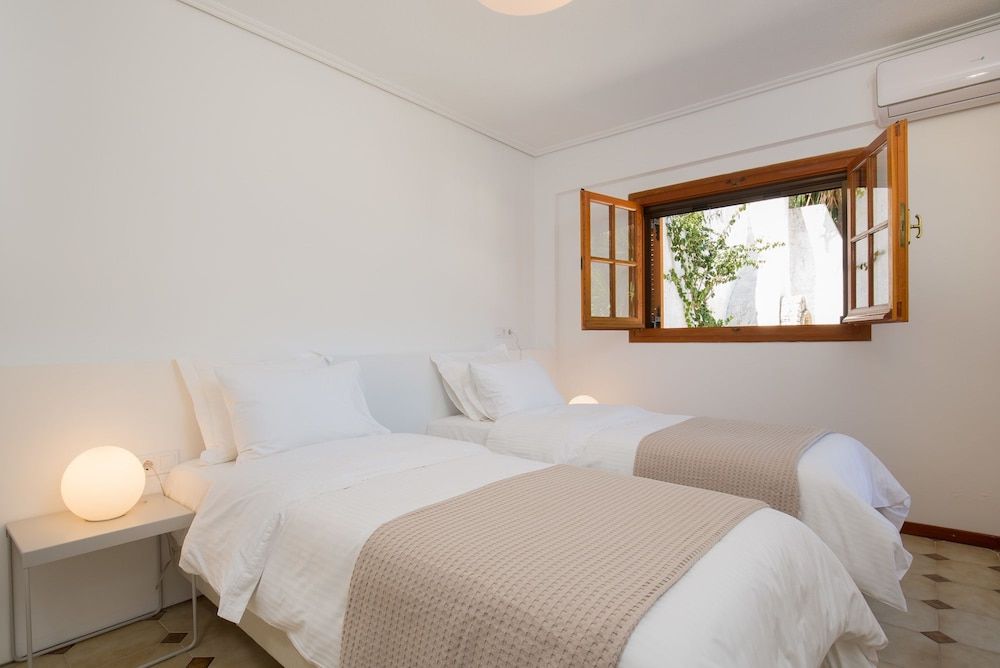 Luxury Villa, 4 Bedrooms, Sea View