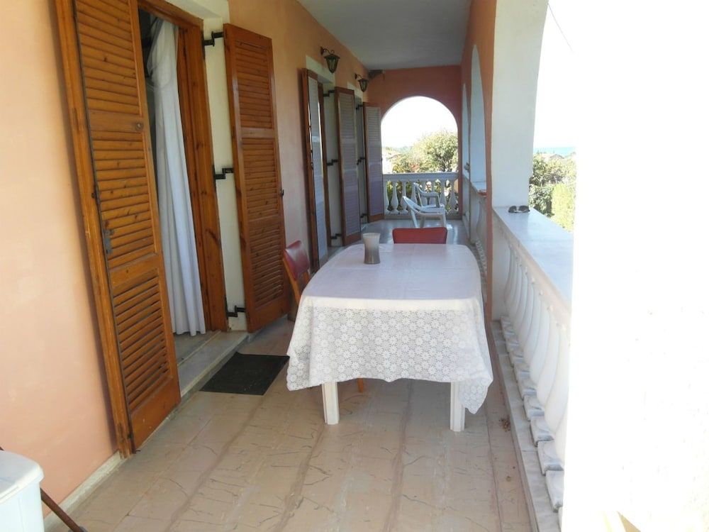 Apartment, Beach View (Pantheo)