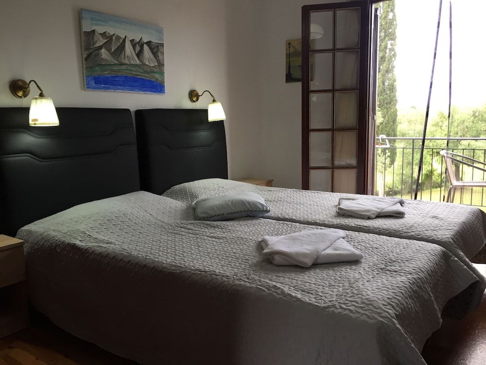 Family Apartment, 2 Bedrooms, Garden View