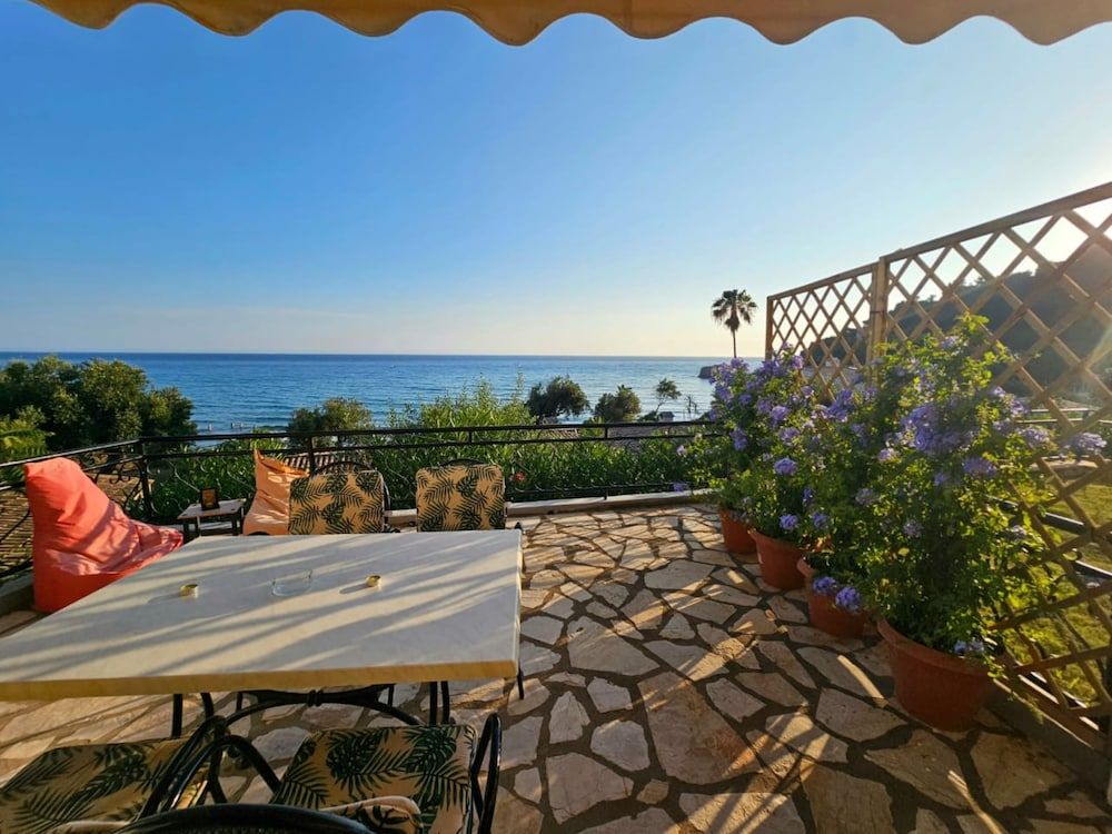 Corfu Glyfada Menigos Resort 45 Apartment, 1 Bedroom, Smoking, Garden View 26