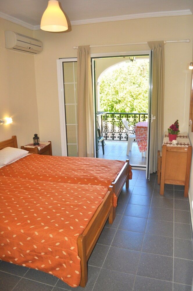 Apartment, 2 Bedrooms, Smoking, Balcony