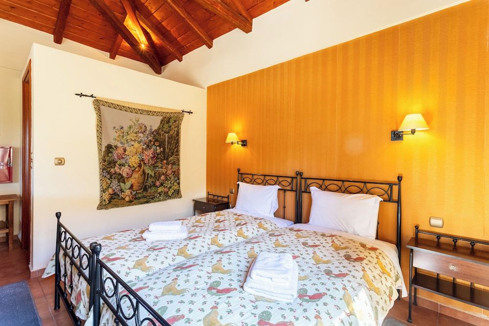 Comfort Studio Suite, Pool View