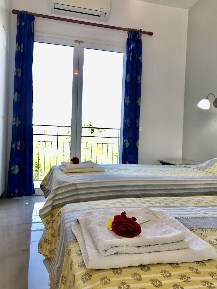 Room, 2 Bedrooms, Terrace, Garden View