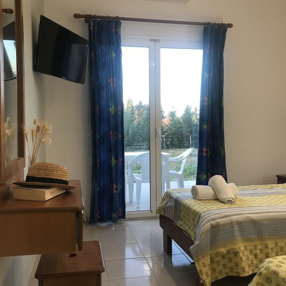 Room, 1 Bedroom, Smoking, Private Pool