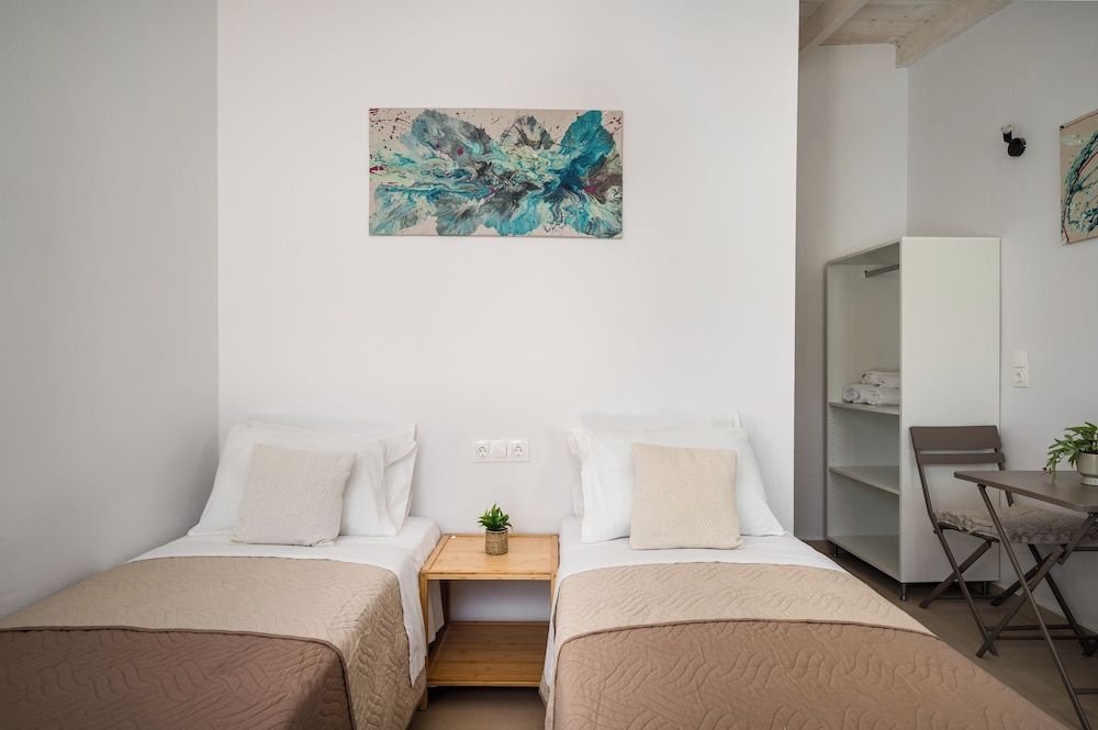 Studio, Ground Floor