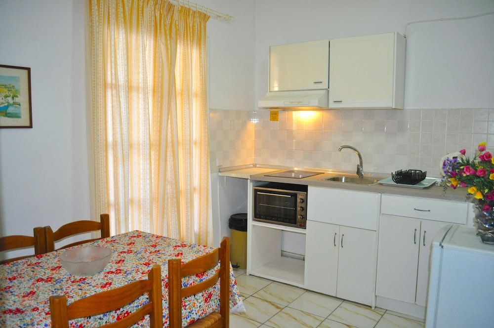 Apartment, 2 Bedrooms, Smoking, Balcony