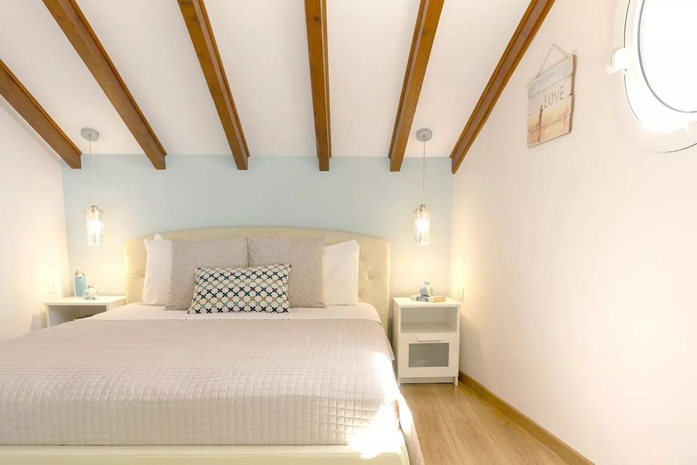Villa (Renata)