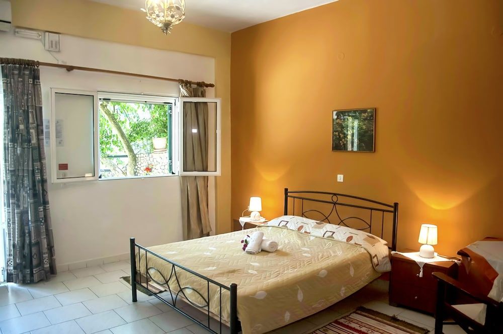 Apartment, 1 Bedroom, Smoking, Balcony