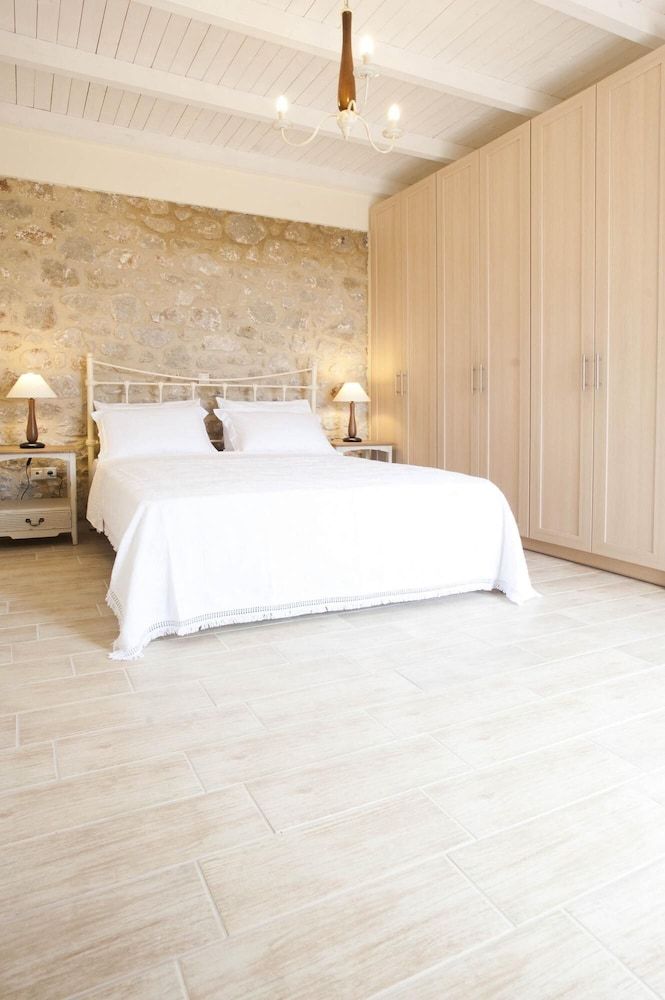 Villa, Accessible