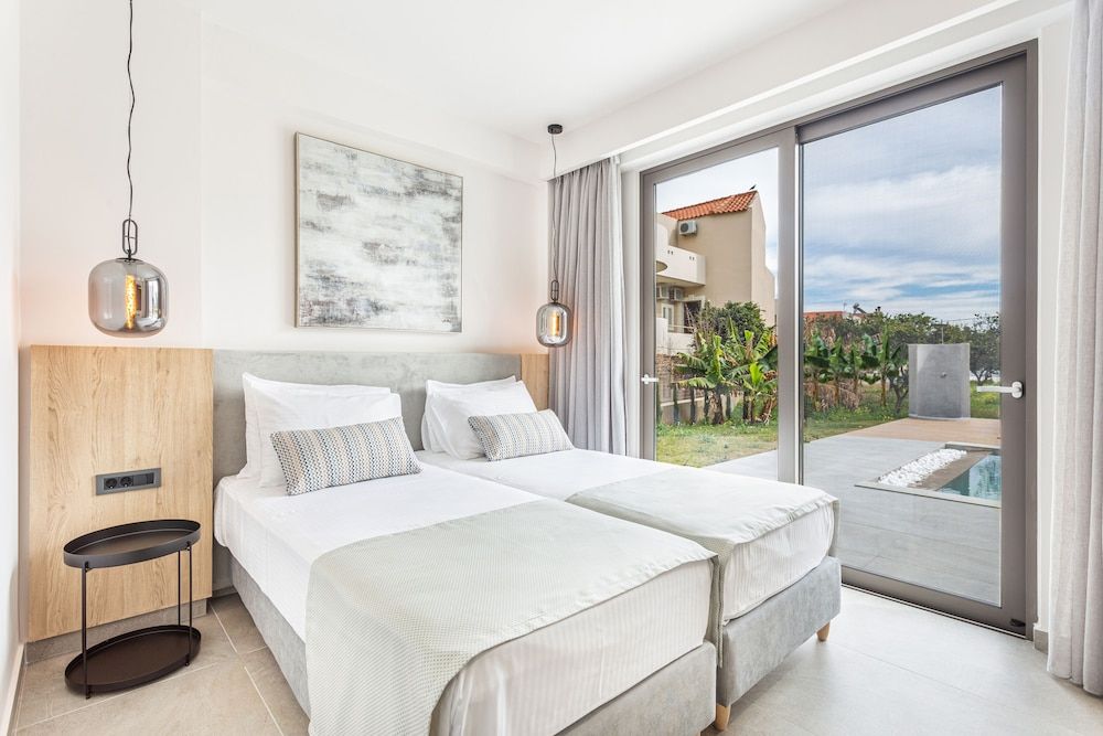 Comfort Apartment, Non Smoking, Pool View