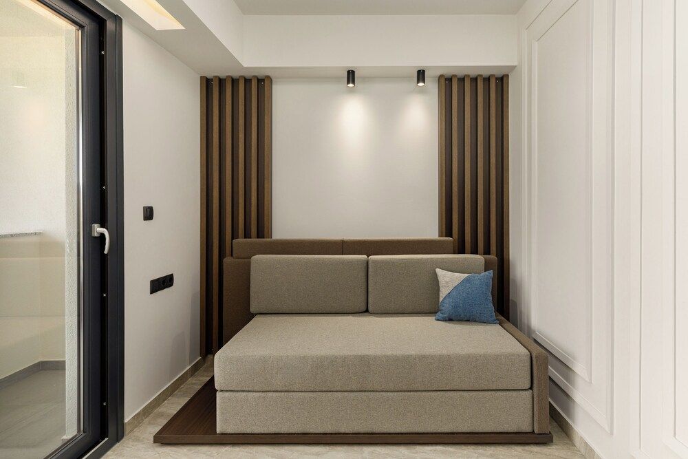 Deluxe Studio Suite, Sea View