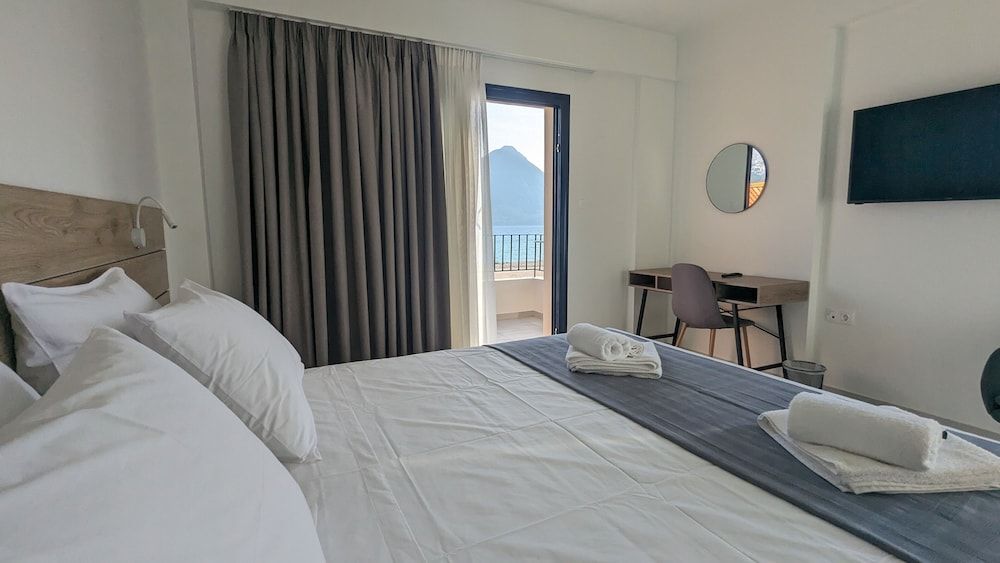 Double Room | Superior Pool & Sea Front