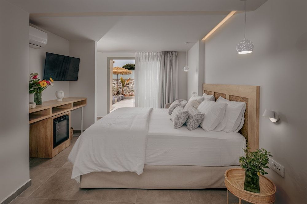Suite, 2 Bedrooms, Private Pool