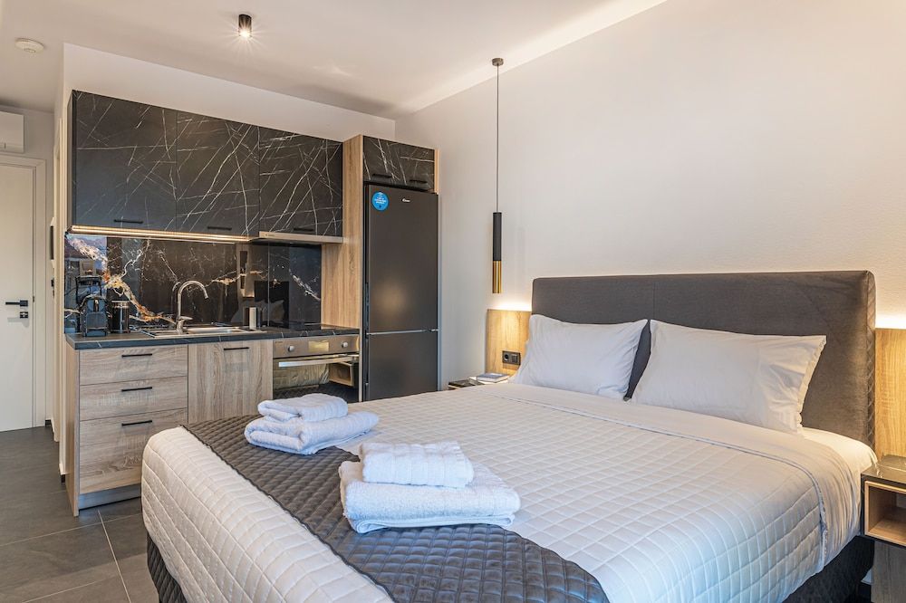 Deluxe Apartment, Balcony, City View