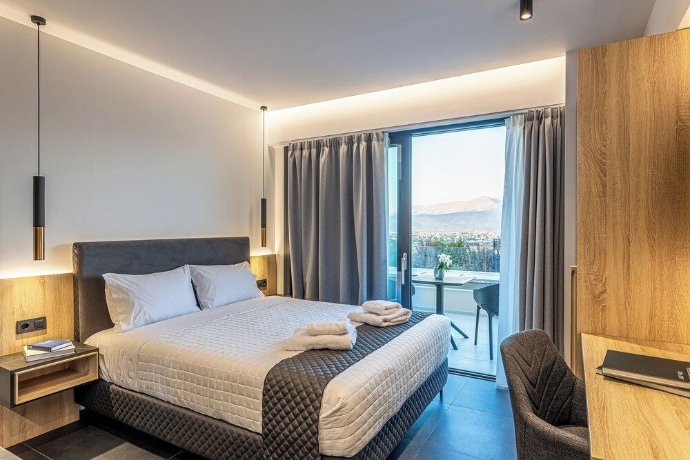 Deluxe Apartment, Balcony, City View