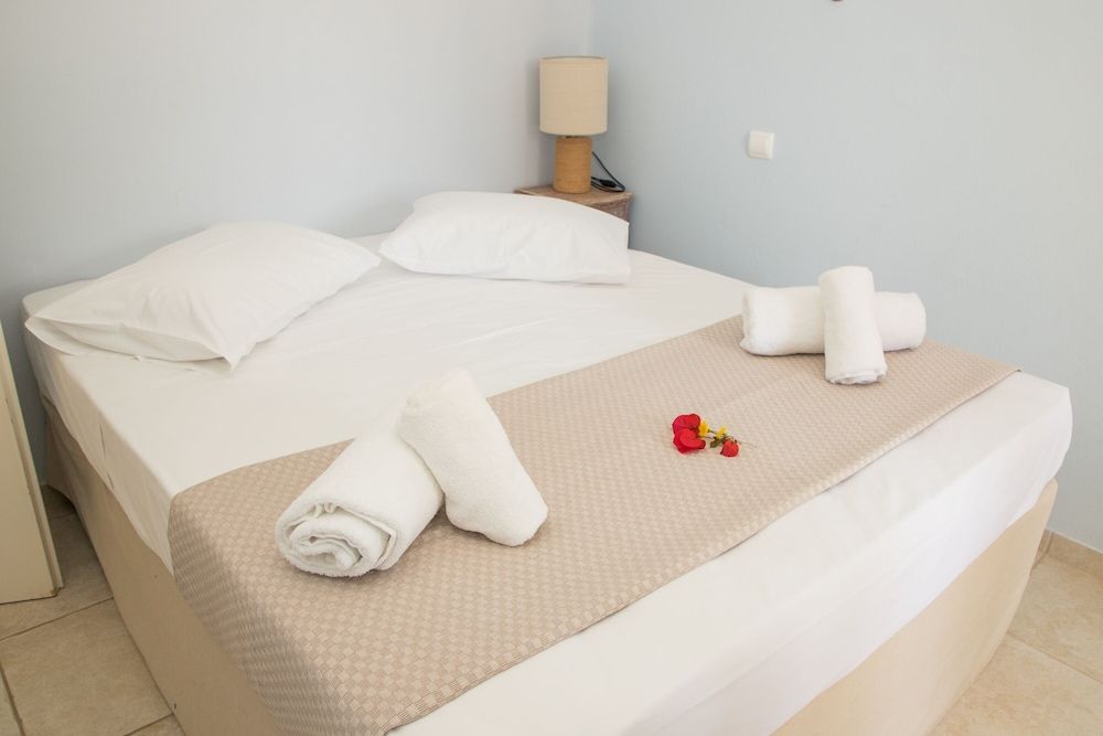 Comfort House, 2 Bedrooms, Sea View, Beachside
