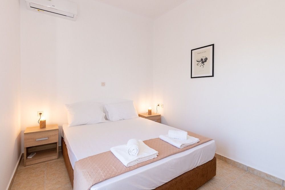Apartment, 2 Bedrooms, Patio
