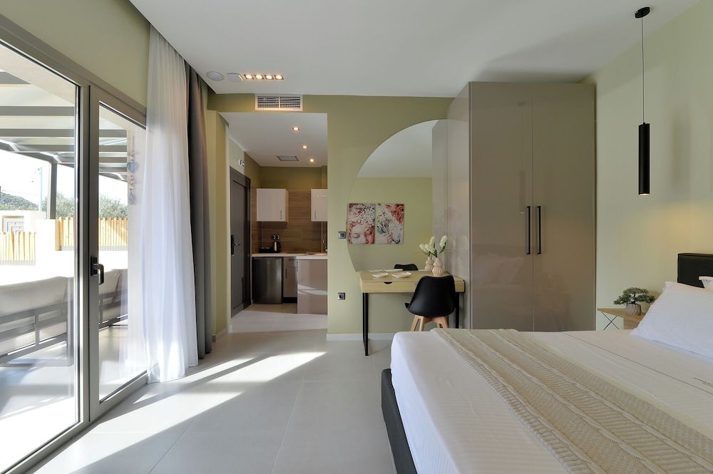 Swan Paradise Residences Deluxe Room, 1 Double Bed with Sofa bed, Mountain View, Ground Floor 8