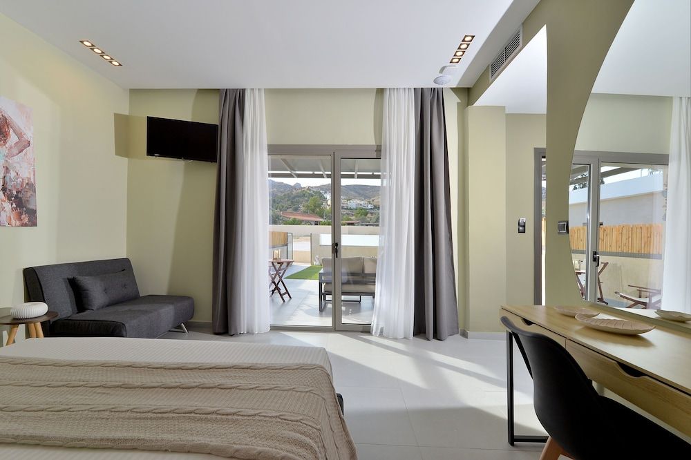 Swan Paradise Residences Deluxe Room, 1 Double Bed with Sofa bed, Mountain View, Ground Floor